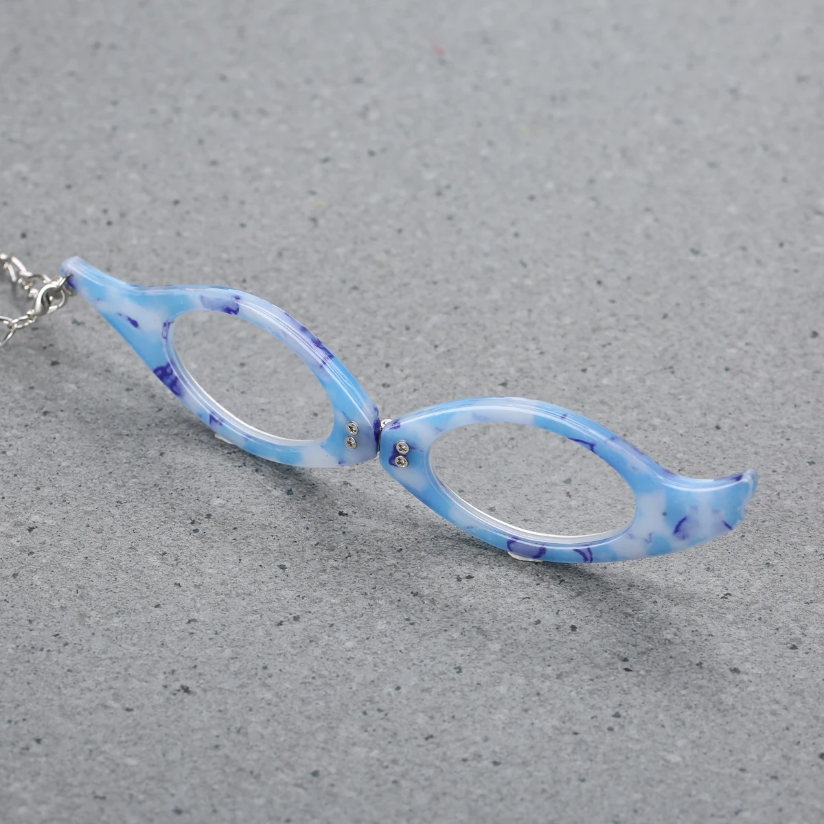 Charms Reading Glasses Pendant Necklace Shellhard Long Chain Colorful Frame Folding Magnifier Holder Necklaces Older Jewelry