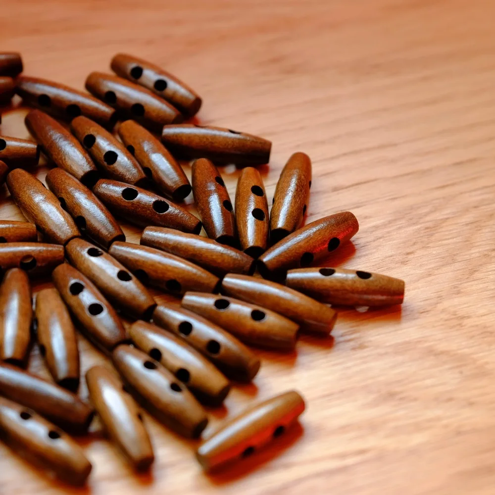

30PCs 2 Holes Wooden Buttons Sewing Horn Toggle Buttons For Coat Cloth Accessories Craft DIY And Scrapbooking 35x11mm 8690