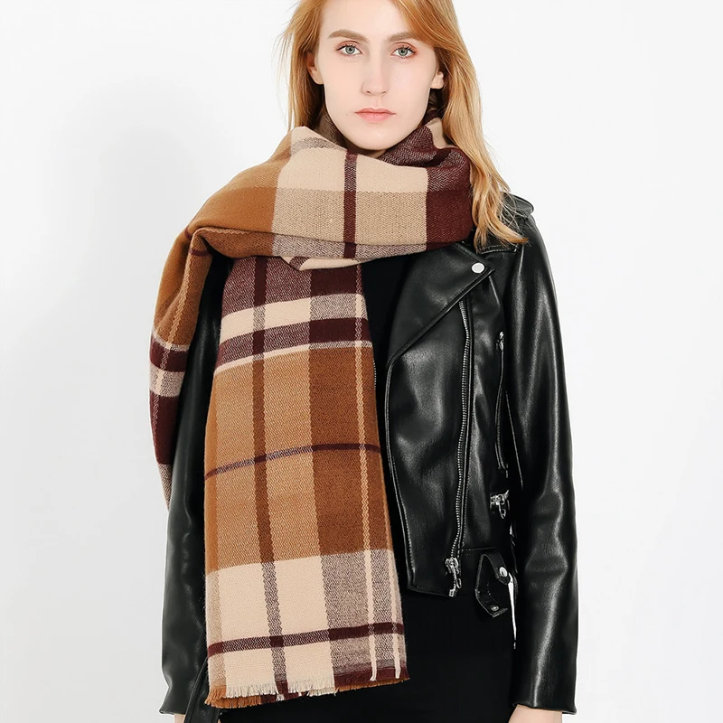 

Mingjiebihuo winter new striped outdoor comfortable wild thick scarf knitted warm couple temperament long fresh simple scarf