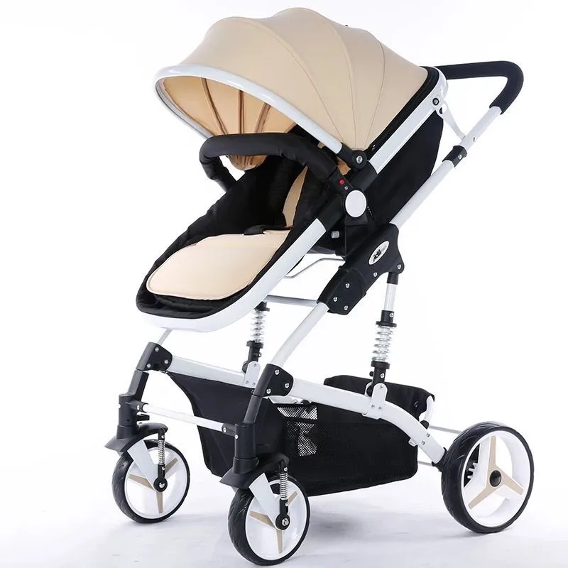 A baby cart can sit in a portable baby cartin Four Wheels Stroller