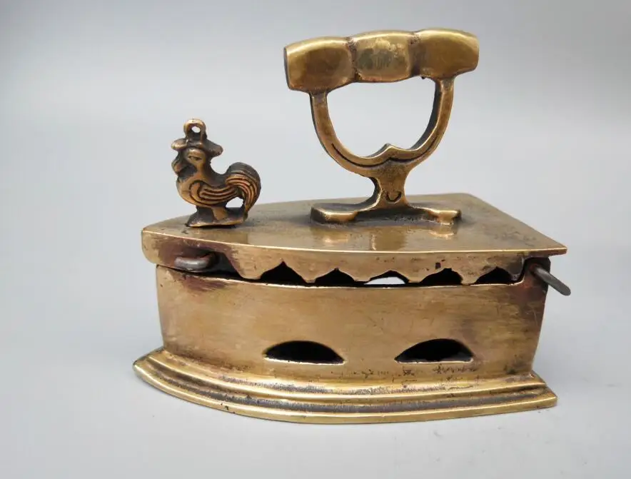 Chinese ancient pure brass ironing clothes tool statuein Statues