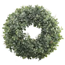 Couronne de feuilles vertes artificielles de Boutique pratique-couronne de buis d'herbe de couronne de porte avant de 17.5 pouces pour la fenêtre de mur Par