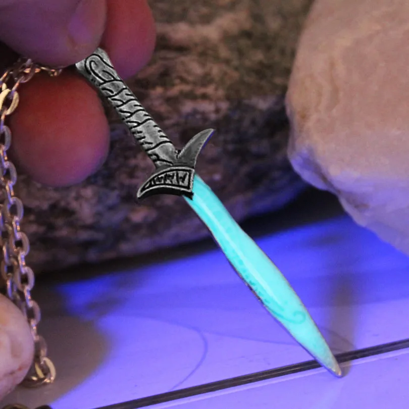 

Bilbo Baggins SWORD necklace GLOW in the DARK Luminous The Hobbit The Sting sword Pendants & Necklaces