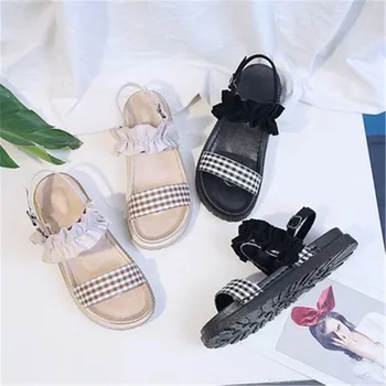 

2019 Korean Fashion Female Slippers Women's Summer New Sandals Flat Heel Fungus Lace Leisure Female Shoes