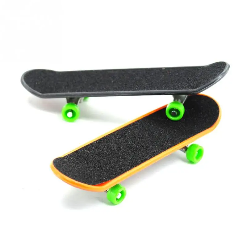 2Pcs Fingerboard Truck Mini Finger Skateboard Toy Boy Kids Children