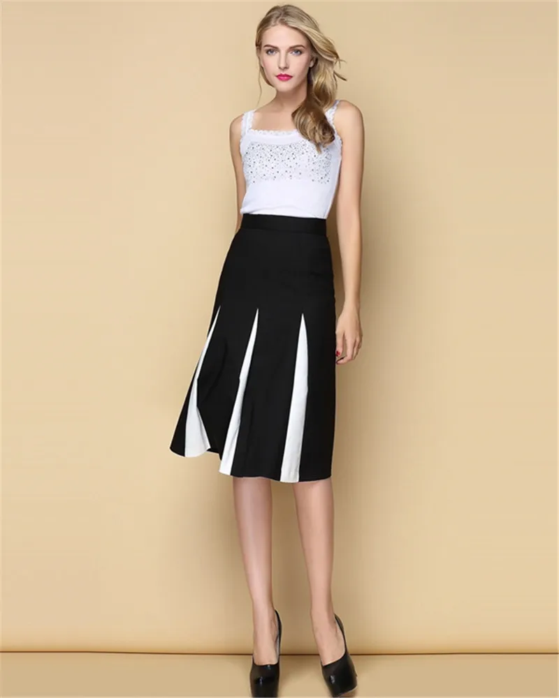 

Lasting Charm Women Celect Pleated Midi Skirt
