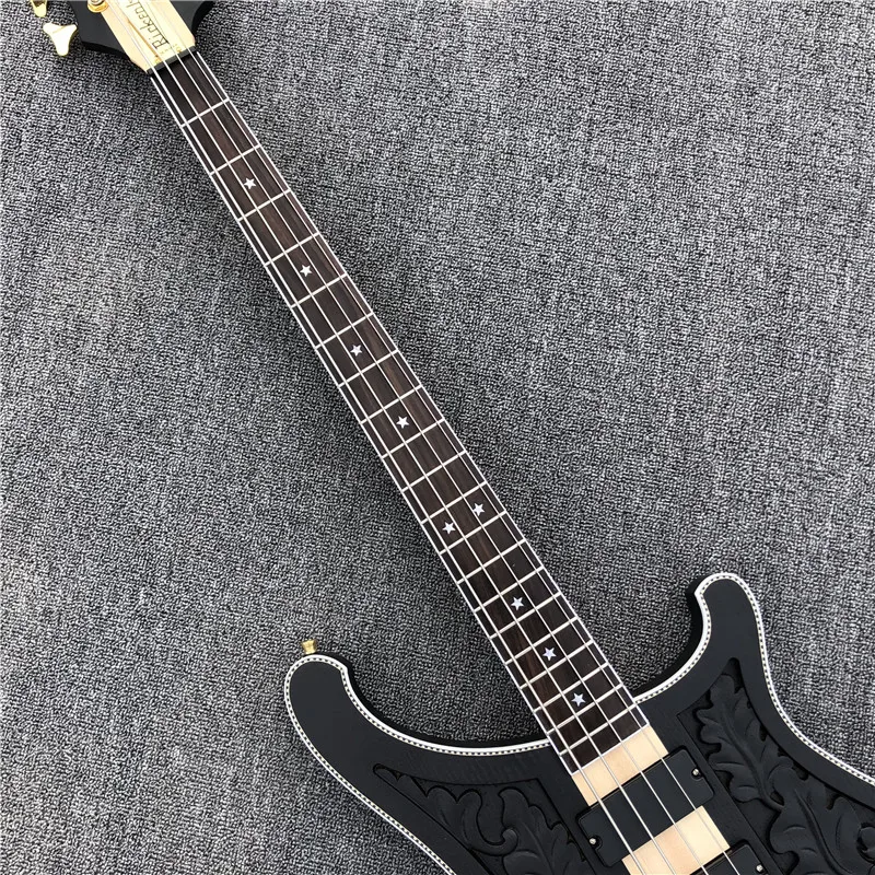 Kaiyun завод настраивает Rickenback 4-string all-body bass гравированные гитары. Золотое изделие. Корпус черного цвета. Черный пикап