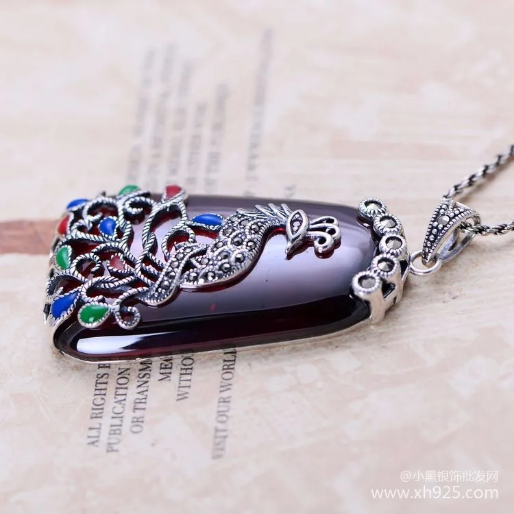 2593465959_1477970965