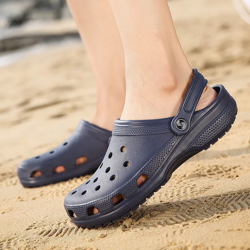 Dropshiping 2019 Men Sandals Summer Slippers Shoes Croc Fashion Beach Sandals Men Hollow Shoes Casual Flat Slip on Flip Flops