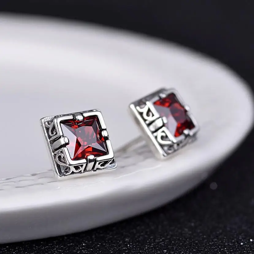 

925 Sterling Silver Retro Crystal Square Post Stud Earrings A1705