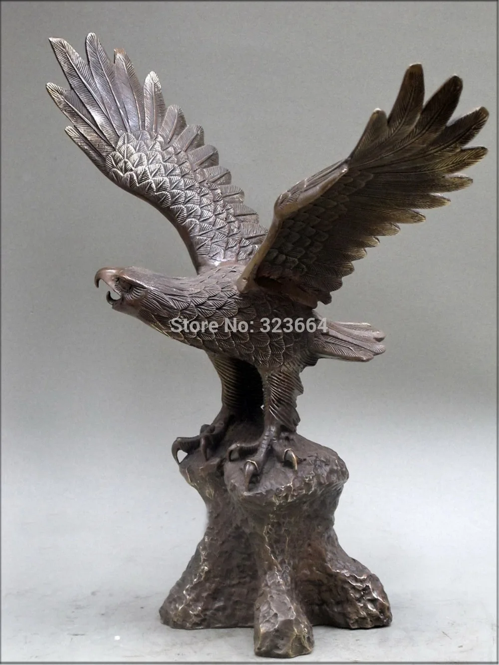 China Bronze Art Spread its wings flying Eagle hawk Statuestatue art