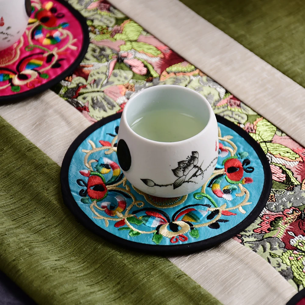 Многоцветный Круглый Вышивка Coaster Cup Mats атласный шелк интересные салфетки