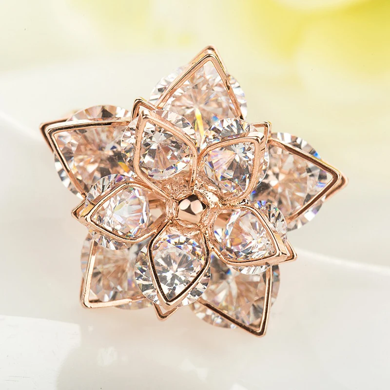 Модное Золотое двойное пятислойное коктейльное кольцо в виде цветка лотоса, роскошные Регулируемые кольца с цирконием, камень, подарок для женщин на день рождения
