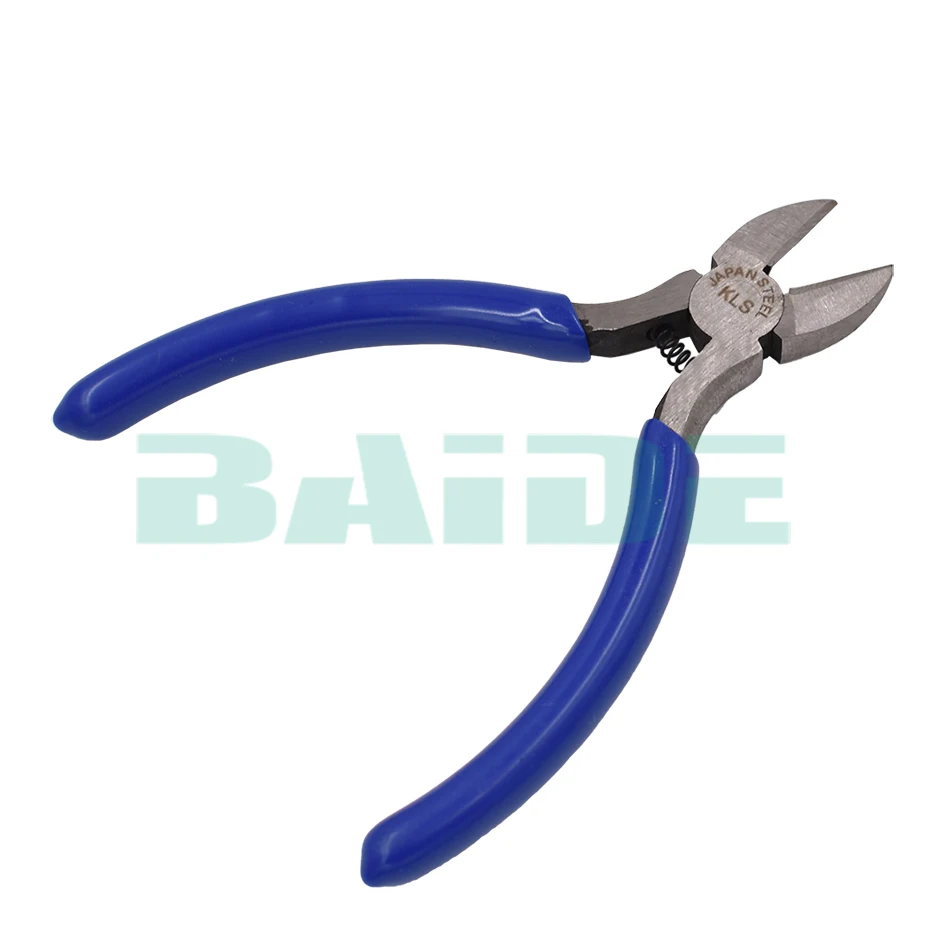 pliers