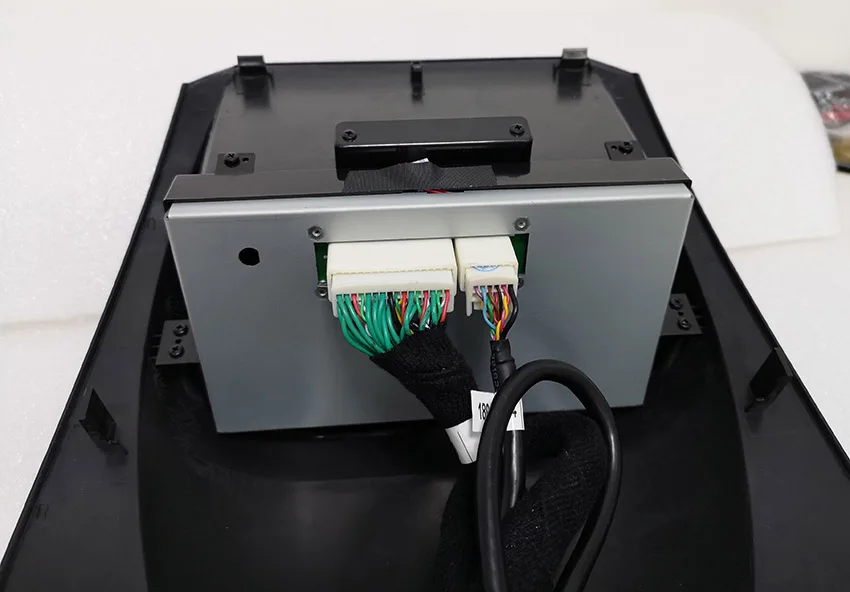 Flash Deal Android 8.0 Car DVD Stereo 7" IPS Auto Radio For Ford Fiesta 2013-2017 Multimedia FM GPS Navigation 4+32GB Headunit Gift Camera 19