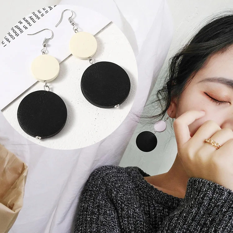 

Korea Style Vintage Round Black&White Wood Dangle Earring Geometric Jewelry For Women Girls Gold&Silver Daily Jewelry Best Gifts