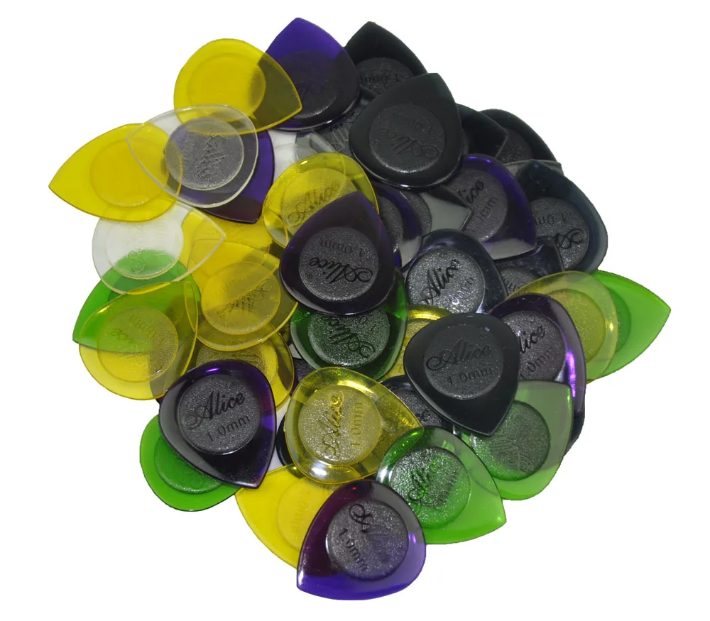 

Lots of 50pcs 1mm Small Heart Guitar Picks Plectrums For Electric Guitar Jazz