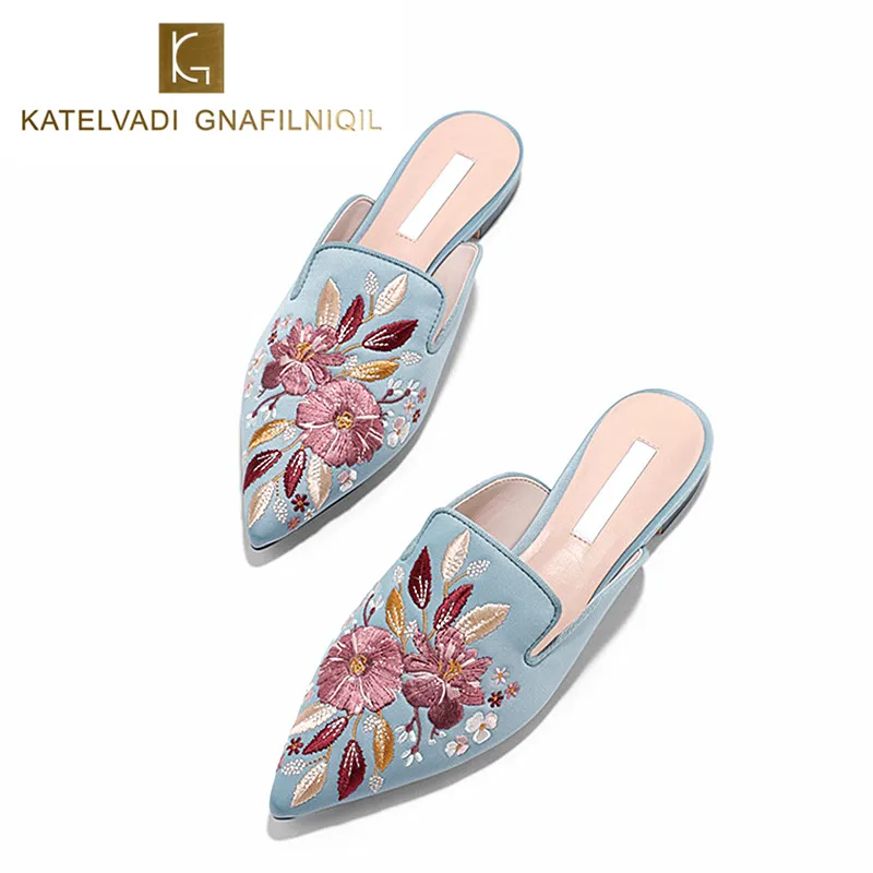 

Embroidered Flats Mules Lady Slippers Blue Satin Slip On Pointed Toe Women Mules Outdoor Slipper Shoes Woman Slides K-148