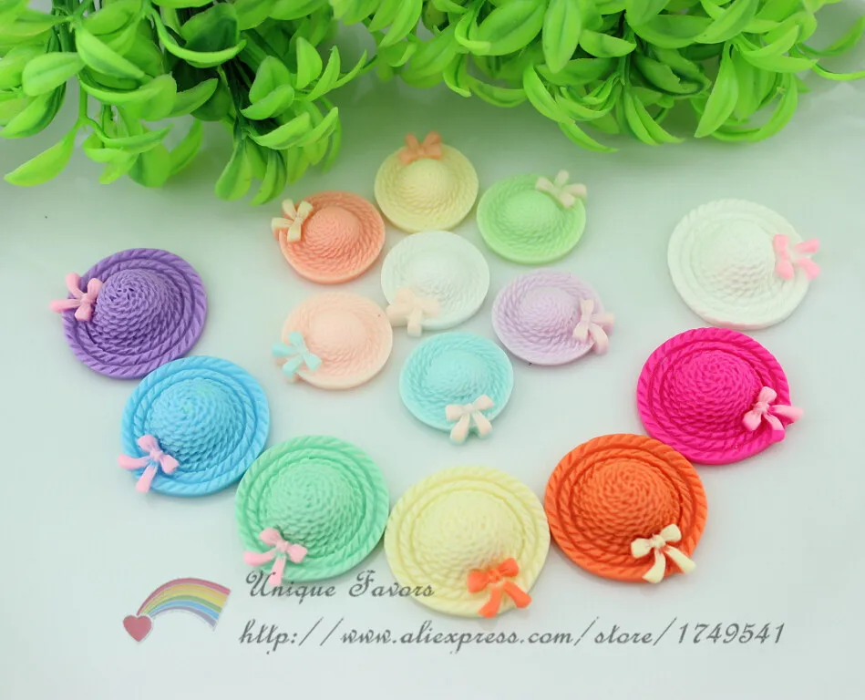 miniature straw hats