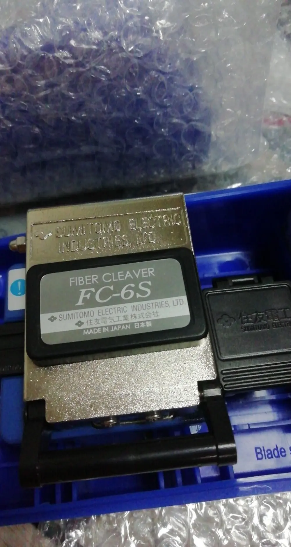 FC-6S Fiber Cleaver 1