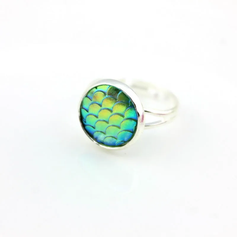 R1329 Silver Green