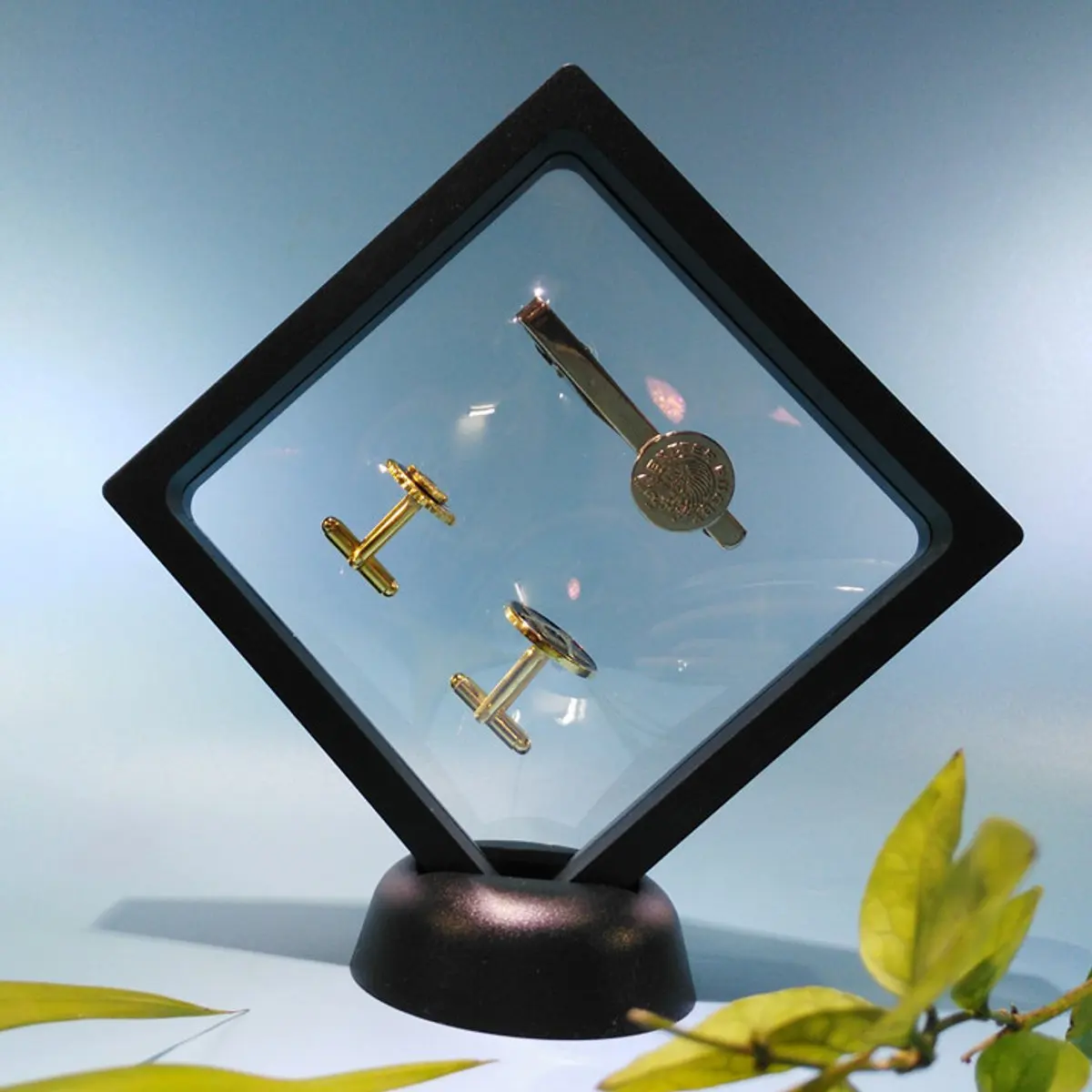 3D Floating Holder Box Jewelry Coin Protect Show Case Square Jewelry