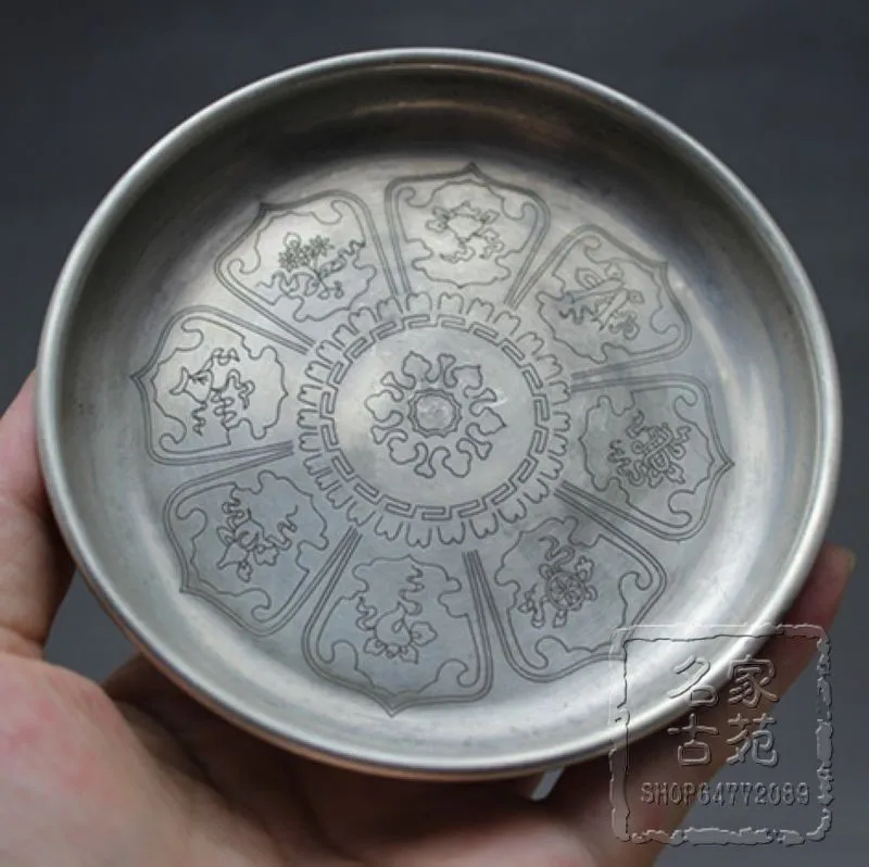 

The "scholar's four jewels" retro copper Cupronickel is the "scholar's four jewels" carved eight eight immortals pattern pen