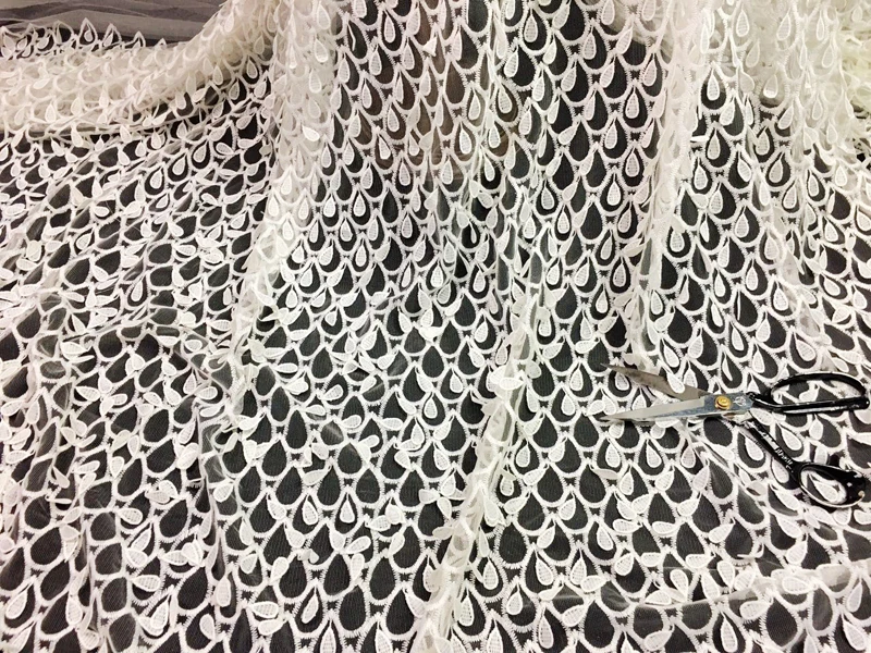 4532553444_683989745
