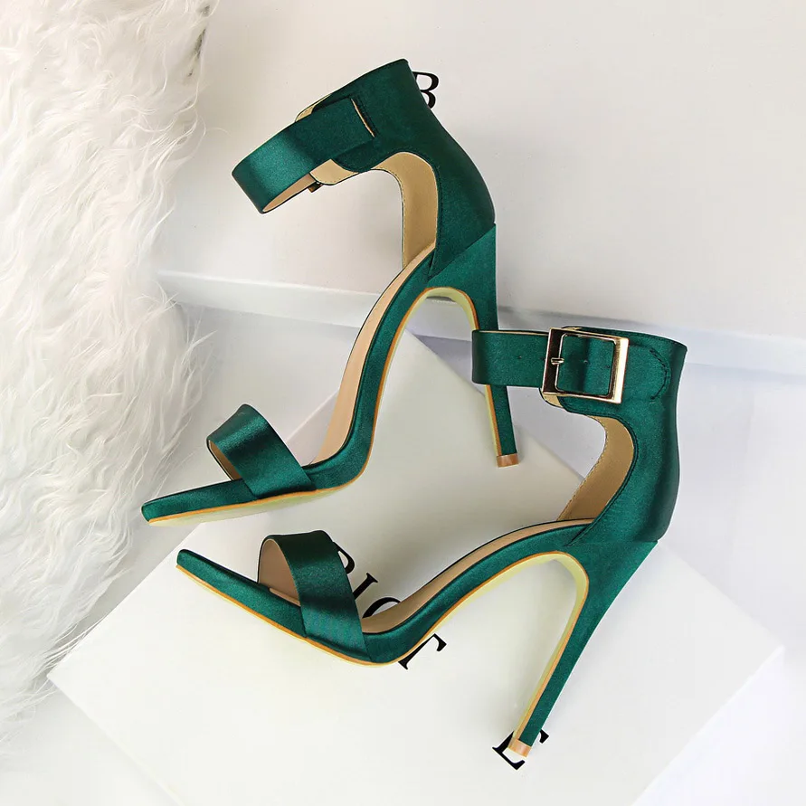 Pre-owned Versace Wedges In Green | Cheap Slocog Jordan Outlet