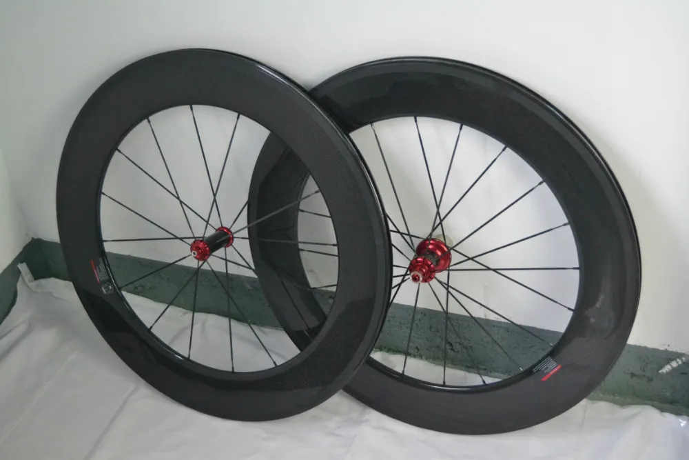 Cheap topmost T700 toray carbon wheels 88mm carbon clincher wheelset in stock for sale 1