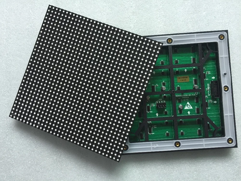

P6 SMD3535 32*32 Pixels Waterproof Module 192*192mm Full Color Outdoor LED Display Screen 1/8S RGB For led Video Wall Panel