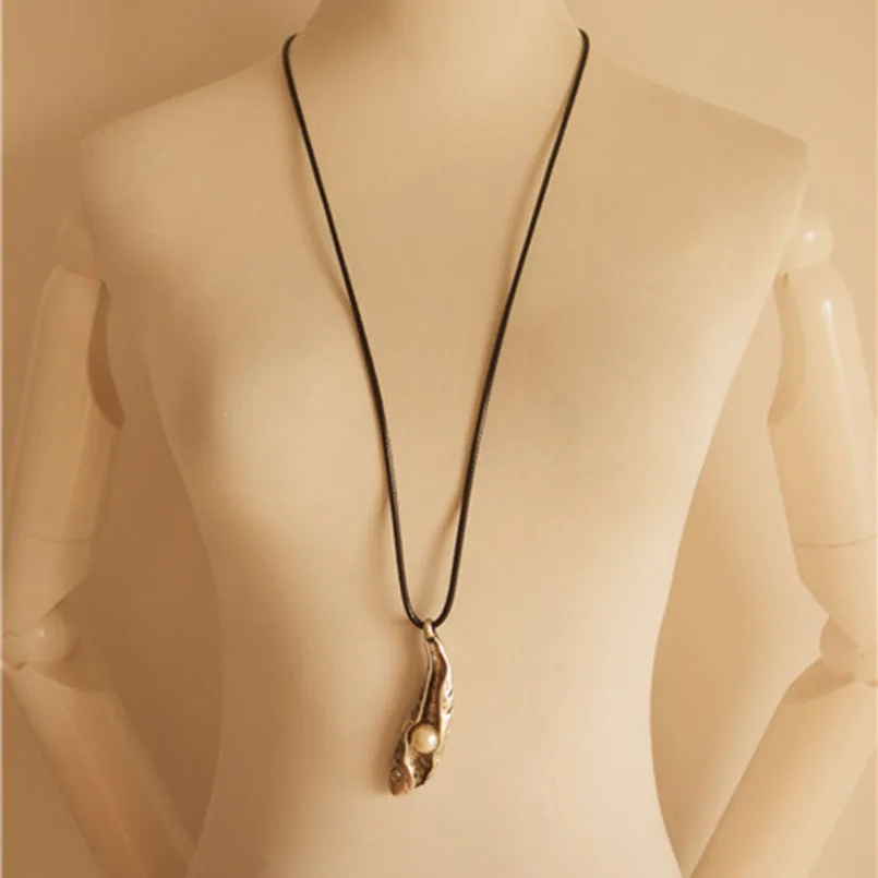 fish pearl necklace 8