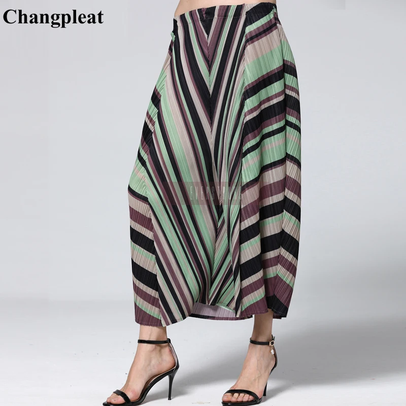 

Changpleat 2019 Spring new Geometric print Women wide legged pants Miyak pleated Fashion Elastic waist Loose Plus Size Pant Tide