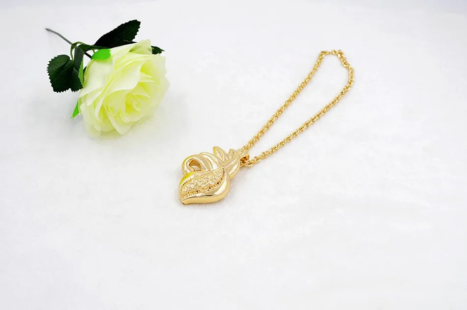 pendant0005 (2)