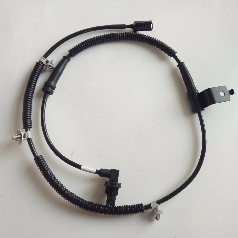 Front Left ABS Wheel Speed Sensor 956702B000 for Hyundai Santa Fe