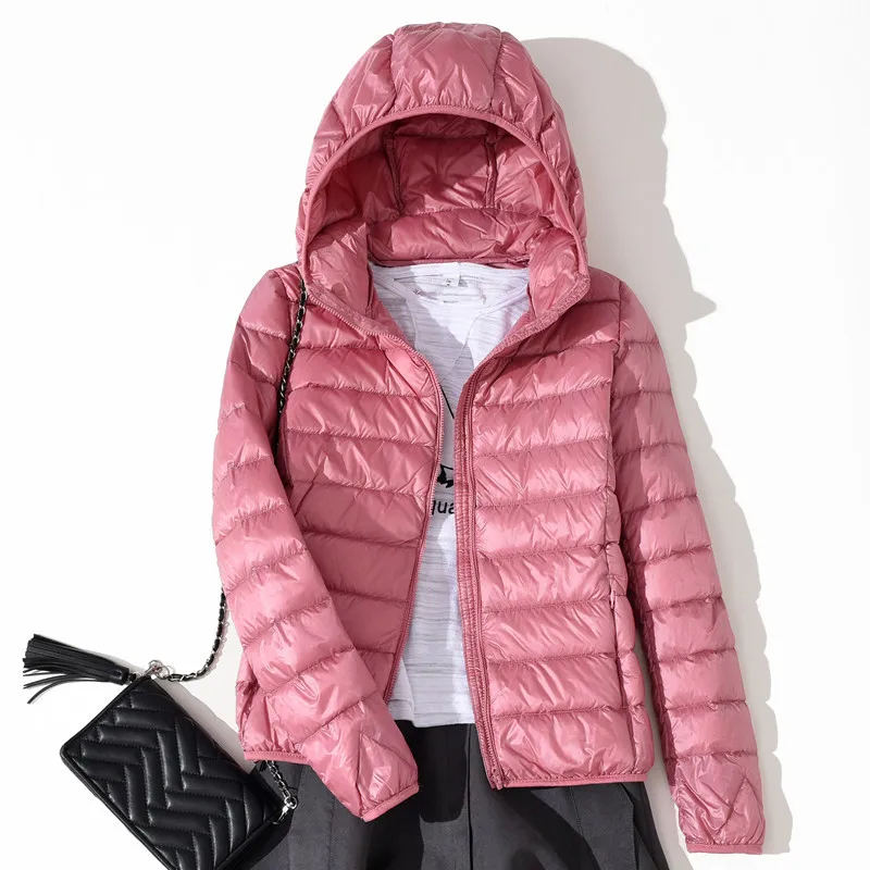 

2019 Winter Jacket Women Ultra Light Down Jacket Women Hooded Coat 90% Duck Down Jacket Packable Thin Feather Short Parka D183