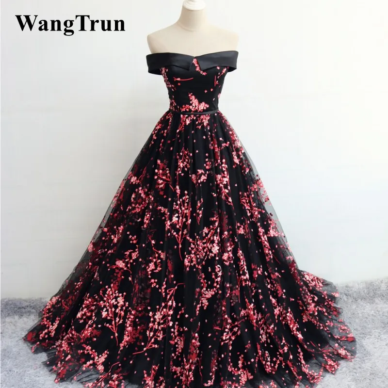 

2019 New Design Off Shoulder Ball Gown Quinceanera Dresses Flower Patterns Pretty Sweet 15 Dresses Debutante Gowns