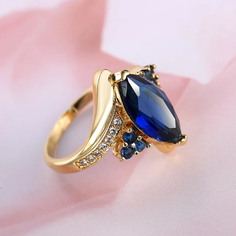 Oval shape thin and glossy personality wedding ring