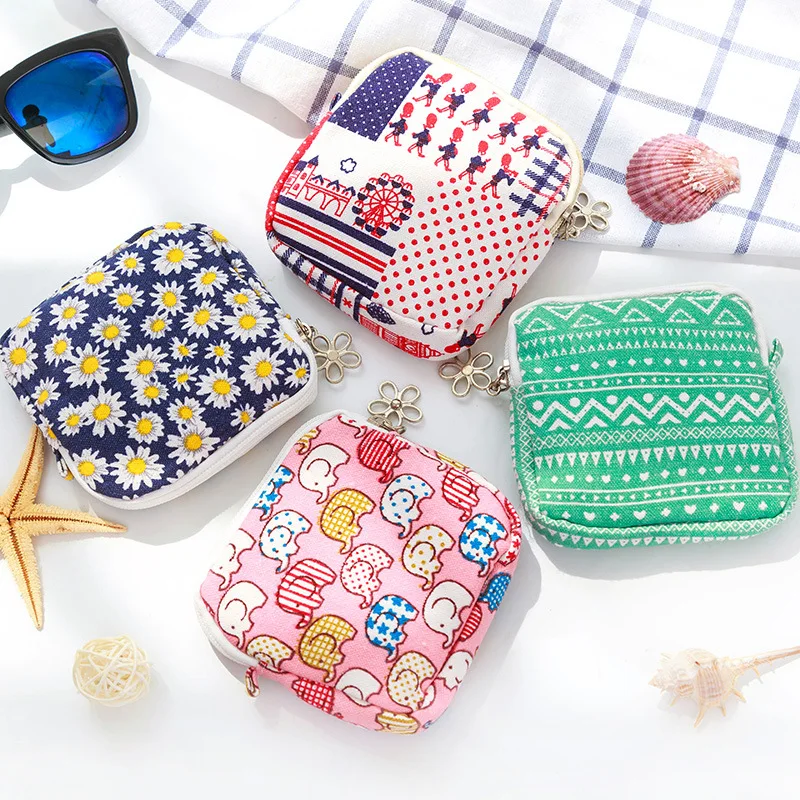 

1 Piece Fashion Flower Cute Animals Fresh Driving/Bank/ID Card Earphone Data Line Jewelry Coins Candy Protector Storage Package