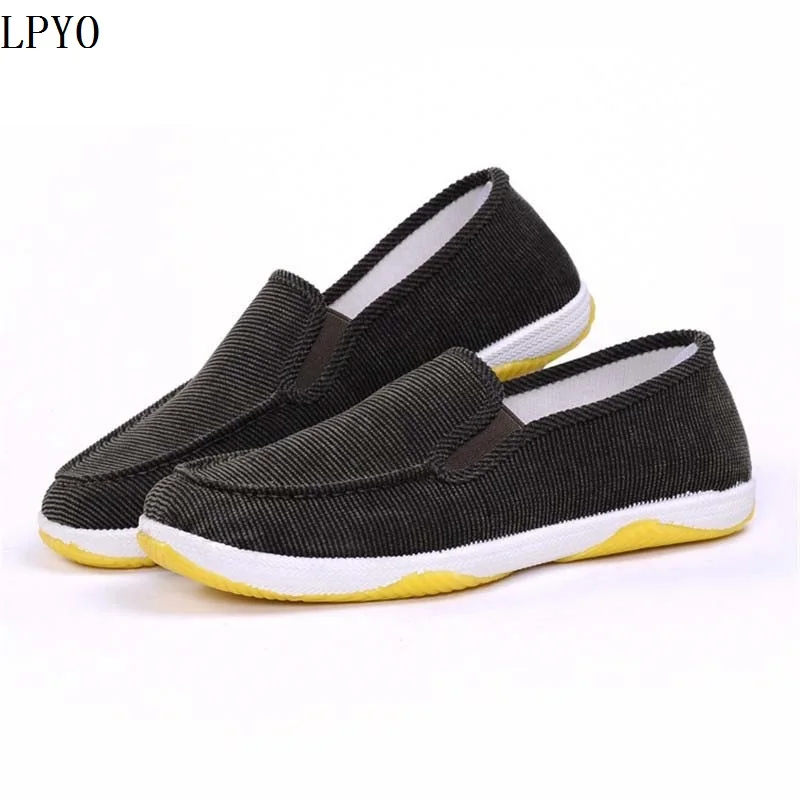 The new spring and autumn 2018 corduroy cloth shoes manufacturers