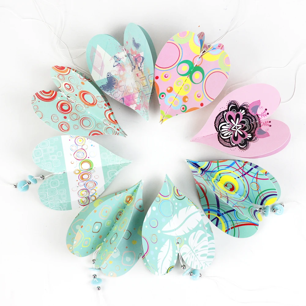

8pcs DIY Paper Crafts 3-D Pretty Paper Beaded Heart Ornaments Hanging Paper Hearts Paper Crafts Abstract Pattern