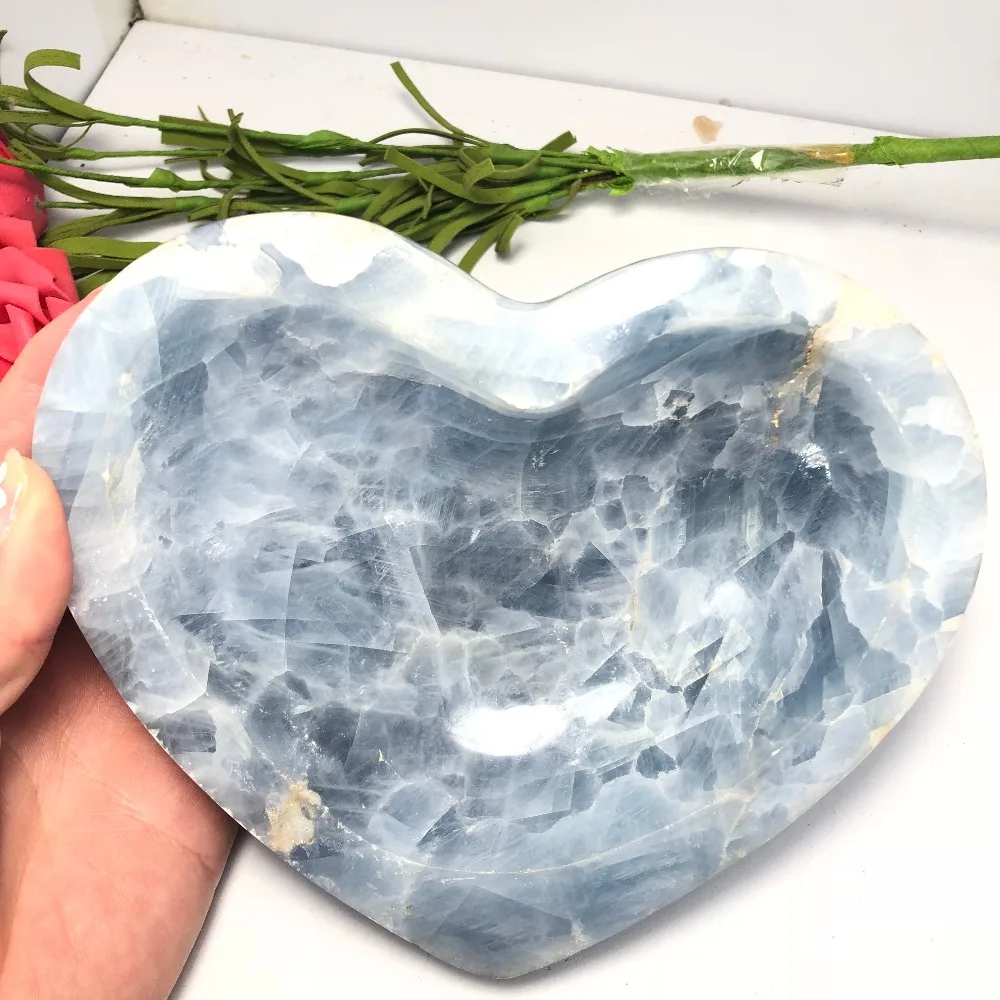 

Pure natural lapis lazuli carved heart type ashtray