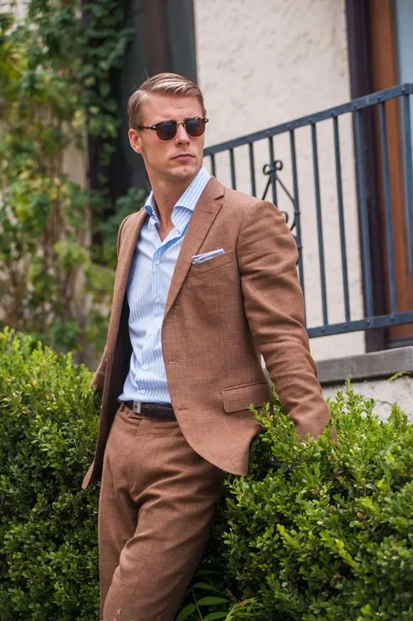 brown coat pant with black shirt