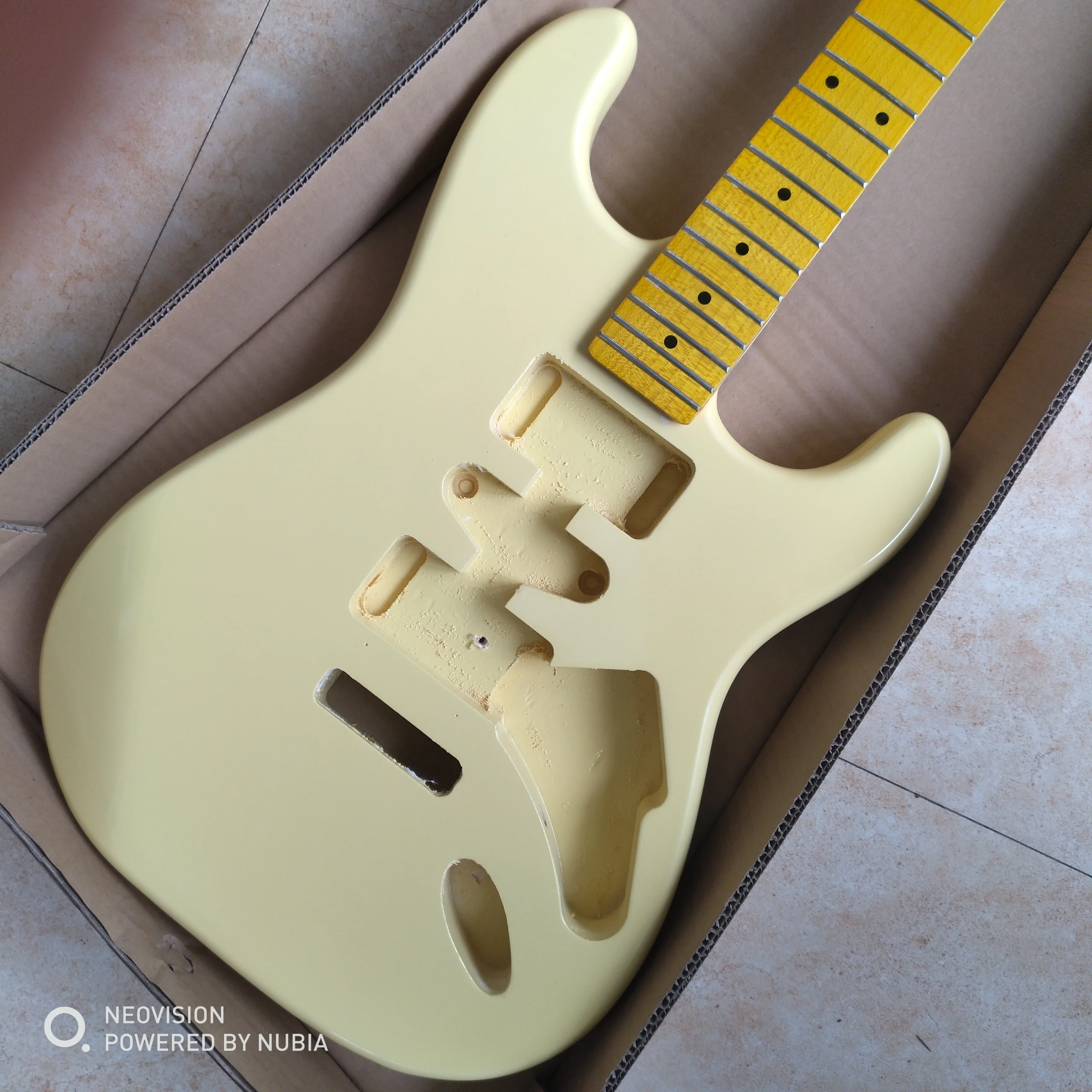 

Customized semi-finished electric guitar
