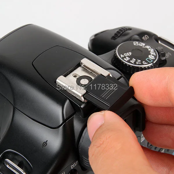 Trasporto Libero + Tracking No 100 Pz/Lotto Bs-Hot Shoe Cover Per Nikon D3100 D3000 Misura Per La Maggior Parte Per Canon Pentax Olympus Dslr/Slr