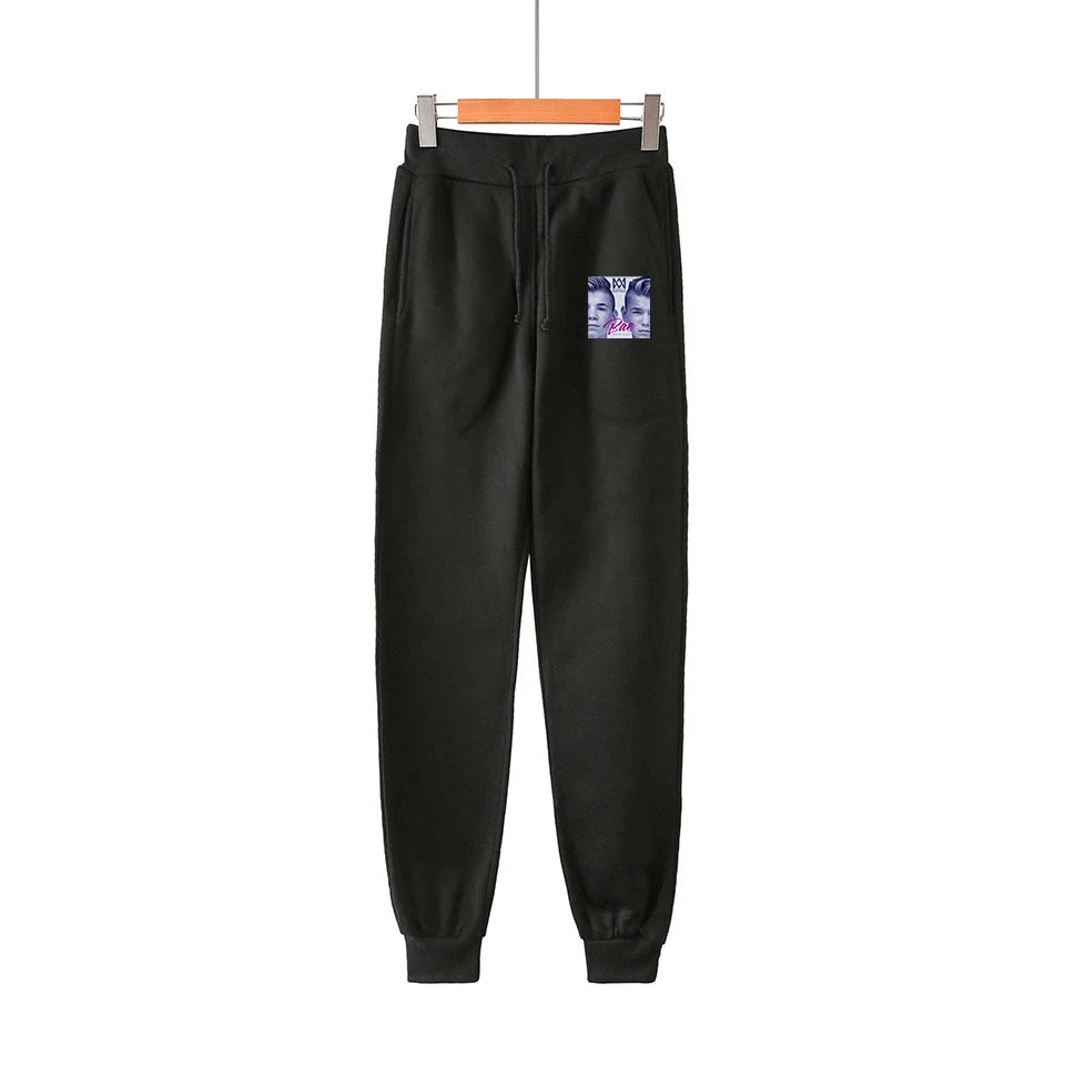 track pants oversized