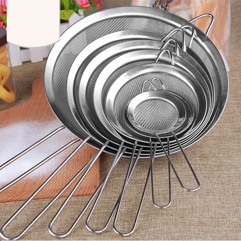 

Practical Stainless Steel Kitchen Flour Handheld Screen Mesh Strainer Flour Sieve Oil Strainer Colander Filter Tool Spoon