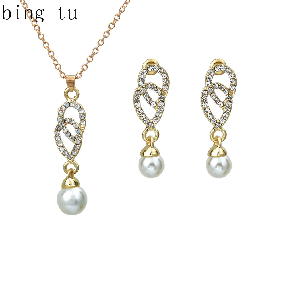 

Bing Tu Women Imitation Pearl Jewelry Set Gold Color Crystal Necklace Dangle Earrings Sets 2PCS Costume Jewellery Set bijoux