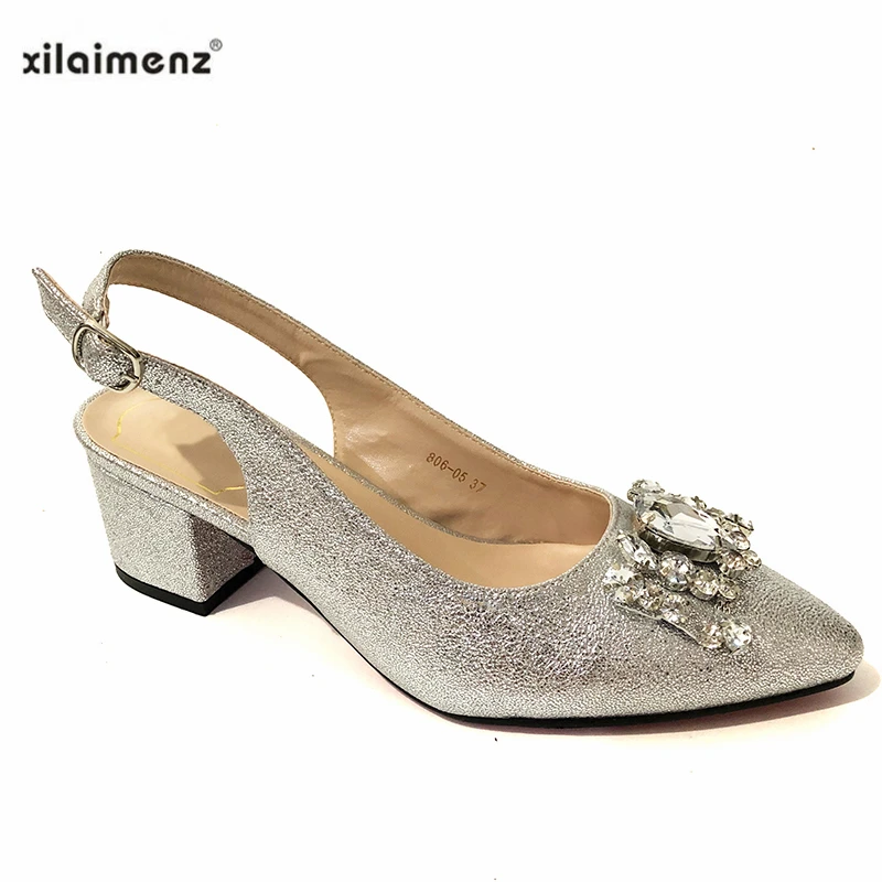 

2019 Latest Women Shoes Decorated with Rhinestone Silver Color African Ladies Comfortable Heels Nigerian Shoe for Wedding