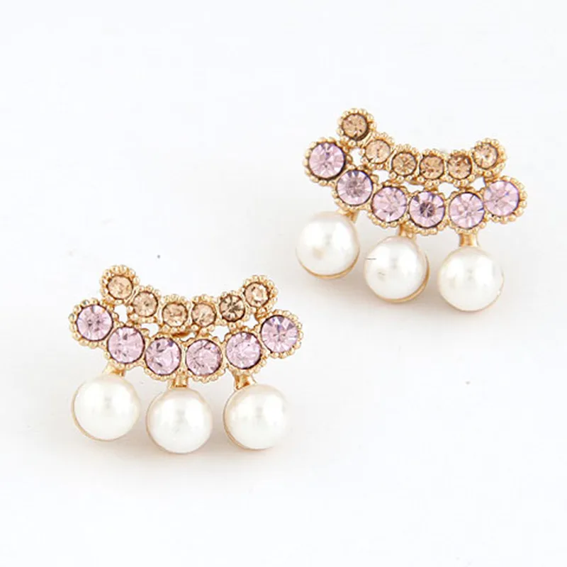 

Kymyad Gold Color Stud Earrings For Women Bijoux Imitation Pearl Statement Crystal Earrings Retro Earings Fashion Jewelry